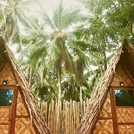 "Triangle Hut" Camp Fuego Siargao Otel Catangnan Dış mekan fotoğraf