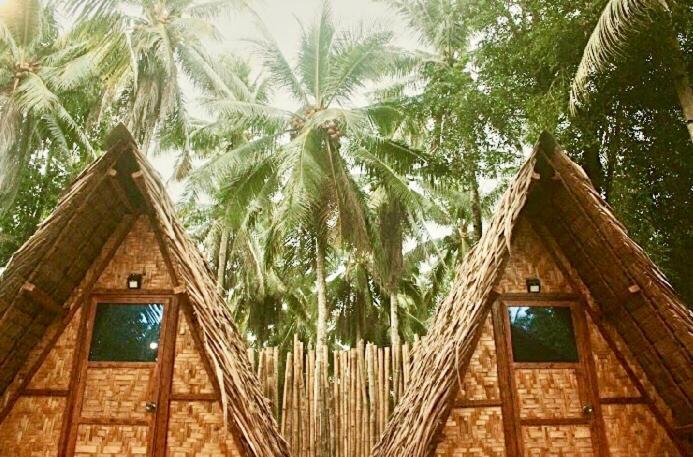 "Triangle Hut" Camp Fuego Siargao Otel Catangnan Dış mekan fotoğraf