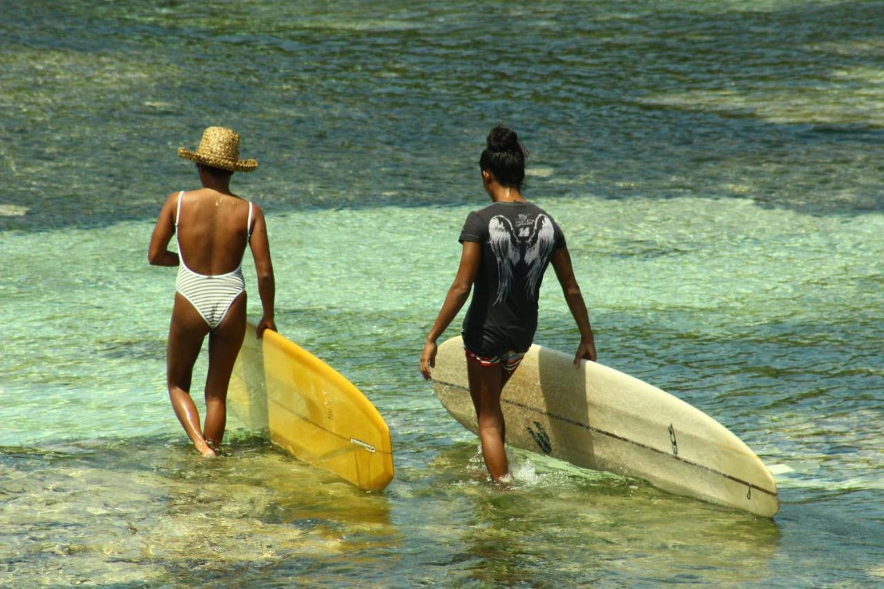 "Triangle Hut" Camp Fuego Siargao Otel Catangnan Dış mekan fotoğraf