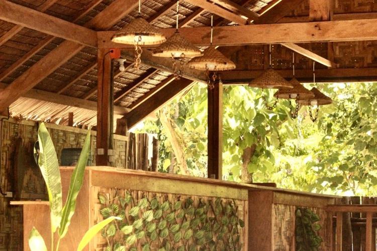 "Triangle Hut" Camp Fuego Siargao Otel Catangnan Dış mekan fotoğraf